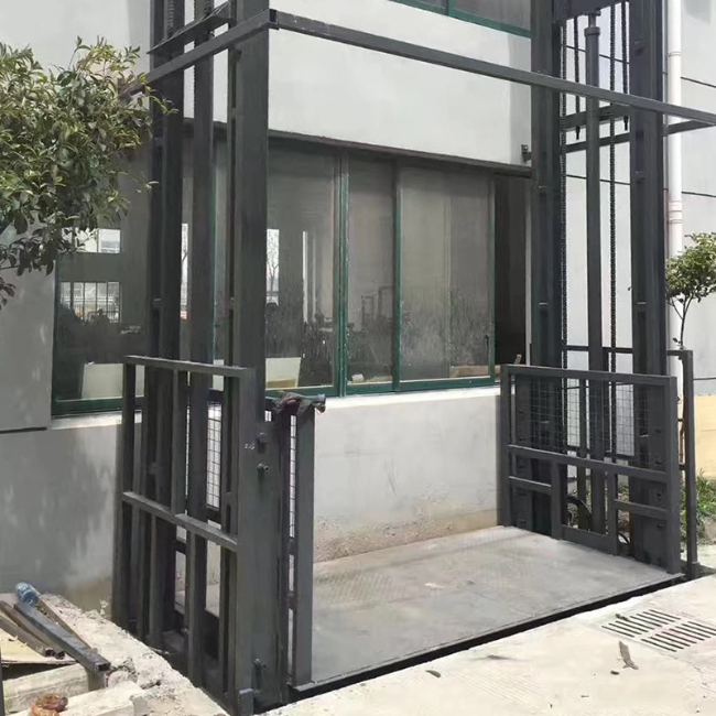 介休5吨室外升降货梯